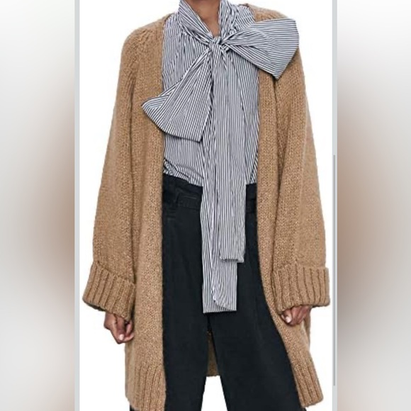 Zara Sweaters - Zara Oversized Knit Cardigan